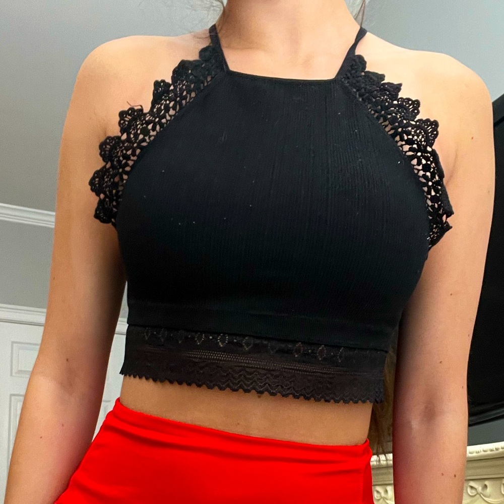 Black fornia top, size s/m